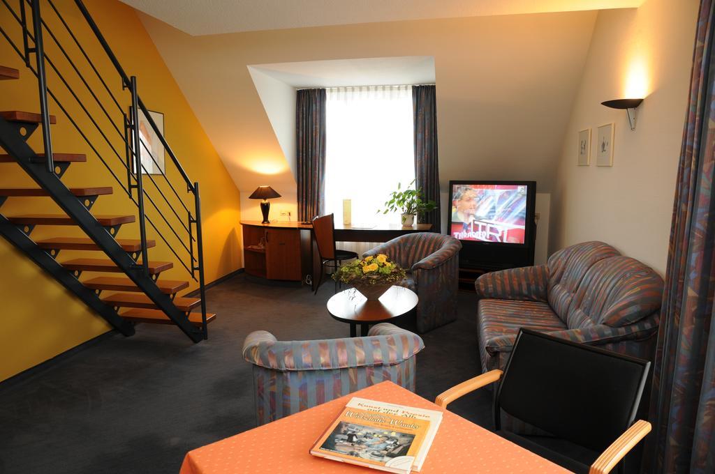 Hotel Restaurant Maitre Wernau  Zimmer foto